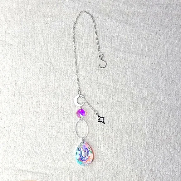 Suncatcher Silver Tone Chain Rainbow Crystal Home Office Indoor Outdoor Decor - Picture 4 of 4